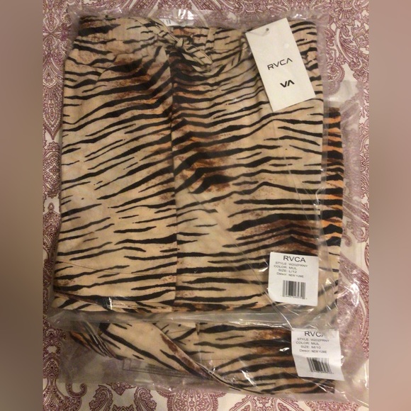 NWT RVCA New Yume Shorts - Picture 6 of 7